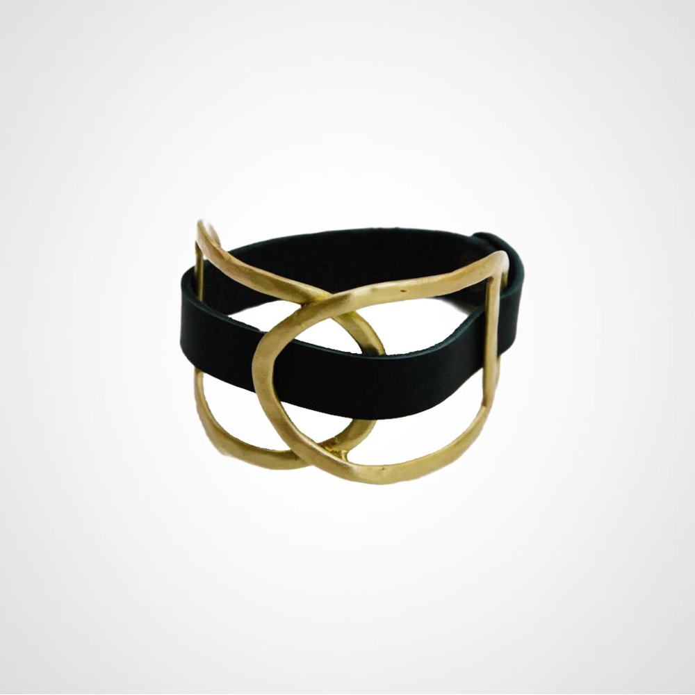 Chic Black and Gold Bracelet